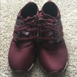 new balance two four se7en